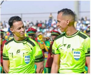 طاقم تحكيم موريتاني لإدارة إياب نهائي كأس الكونفيدرالية