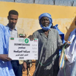 بدعم كويتي توزيع 300 رأس من الماشية لصالح أسر متعففة في لعيون بدعم كويتي توزيع 300 رأس من الماشية لصالح أسر متعففة في لعيون