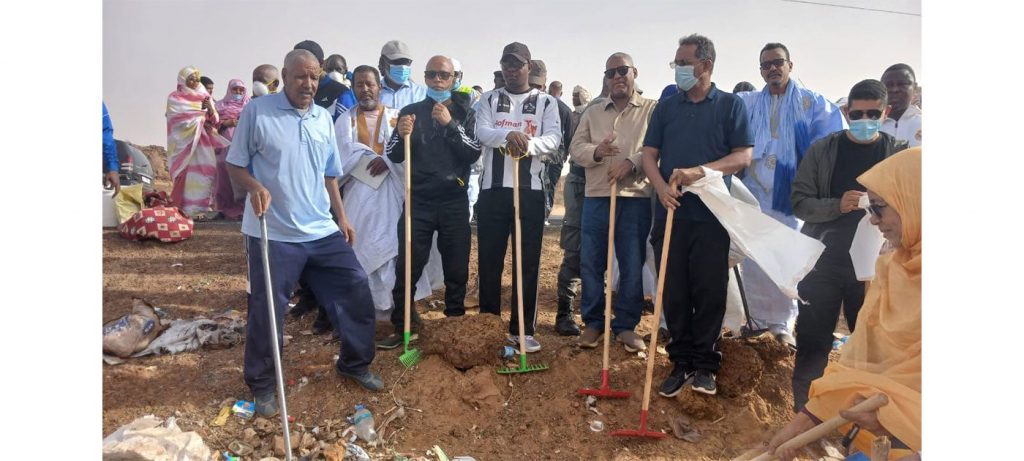 السلطات الإدارية تطلق حملة واسعة لتنظيف مدينة لعيون