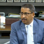 وزير النقل يعلن قرب إطلاق رقمنة رخص السياقة ولوحات ترقيم السيارات